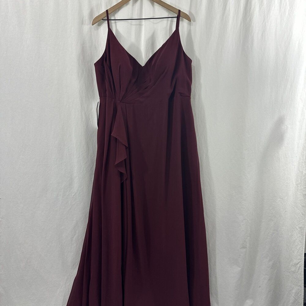 Azazie Kyedae Cabernet Bridesmaid Formal Long Maxi Dress Womens Size A20 Fall